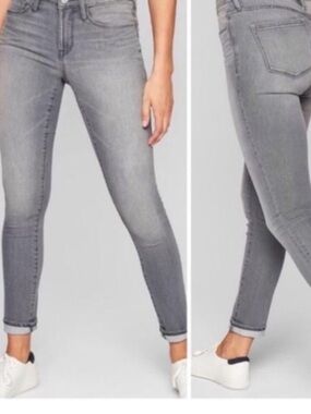 Athleta Sculptek skinny jeans lightest blue/grey wash, Great condition, size 8